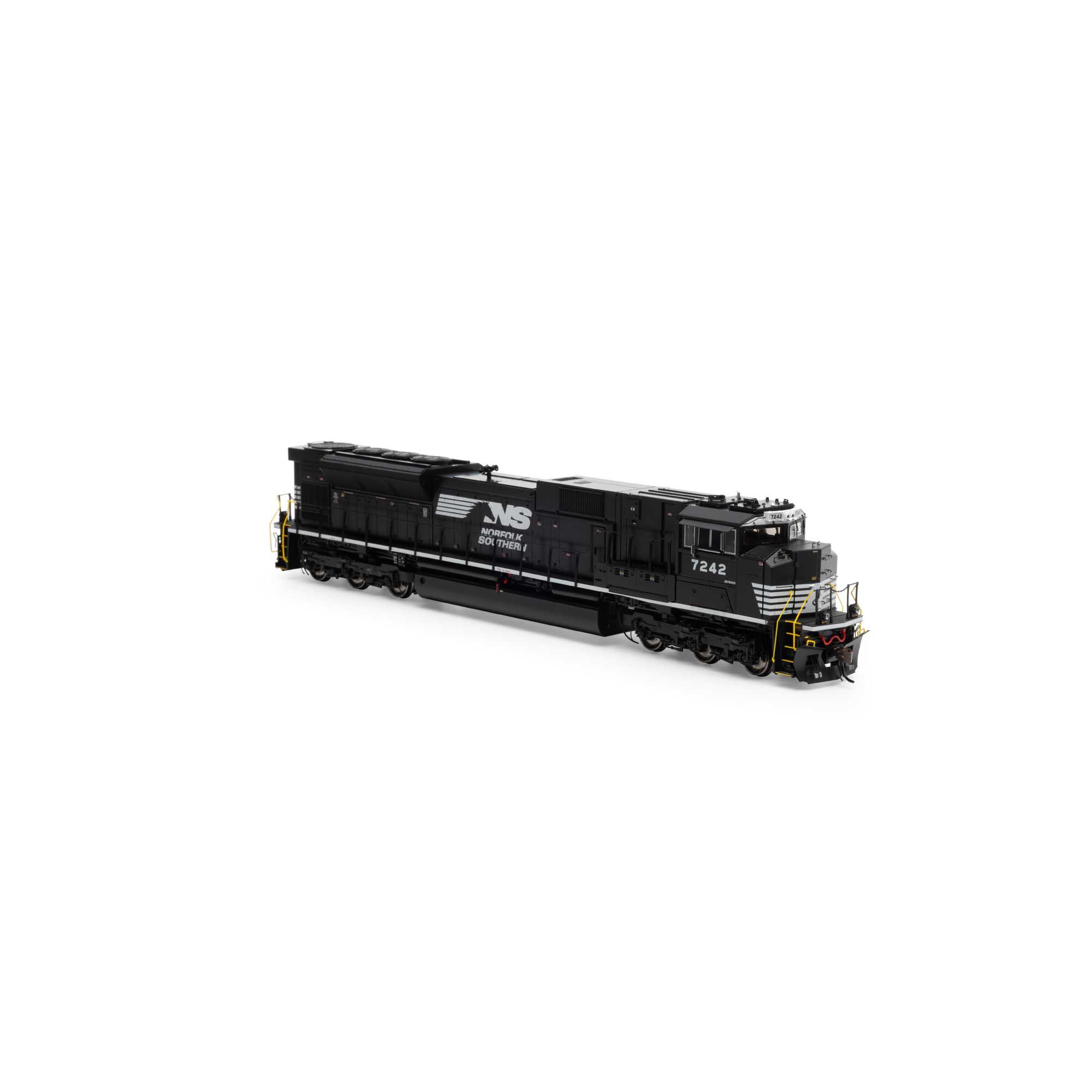 Athearn HO EMD SD70ACU Locomotive with DCC & Sound, NS #7242 Model