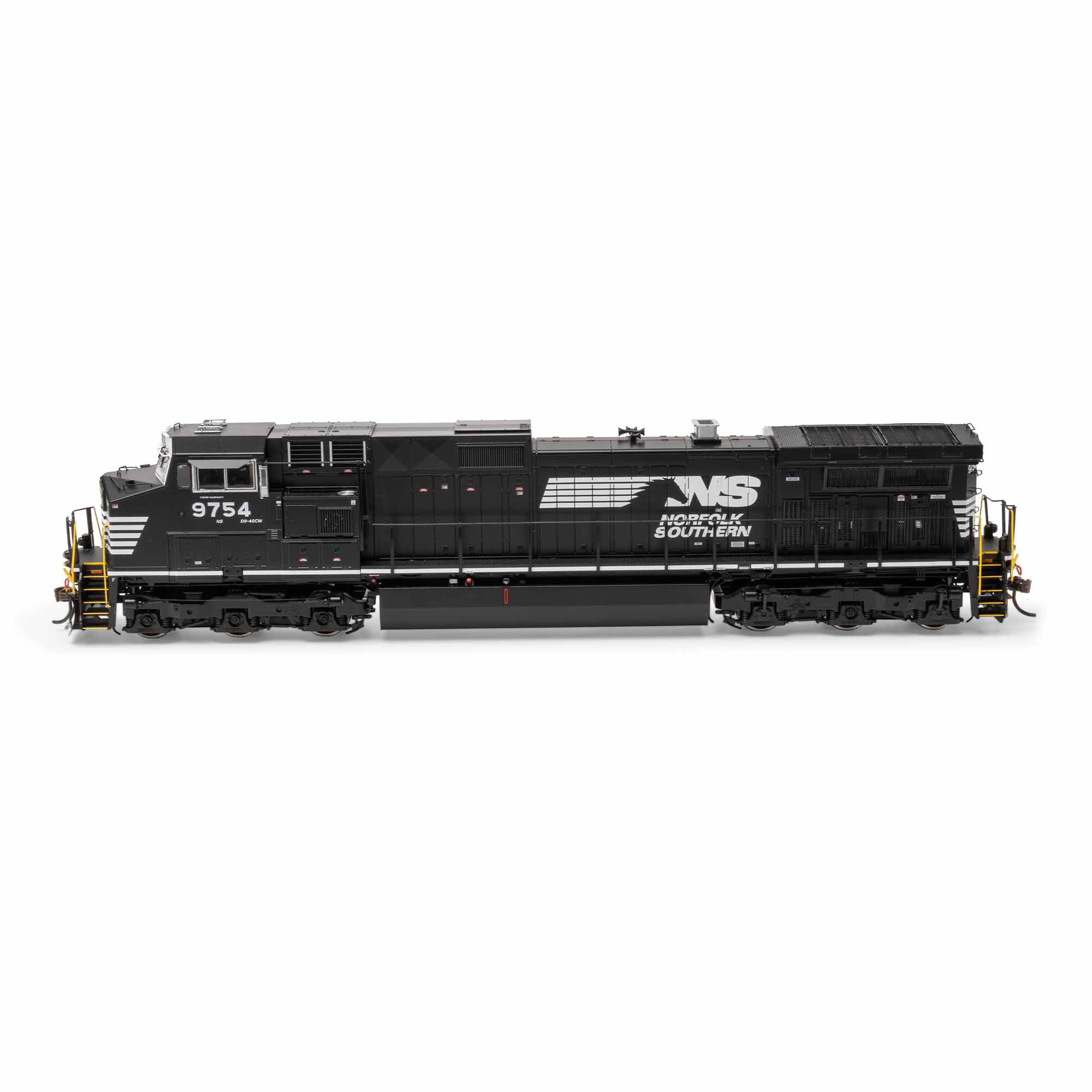 HO GE Dash 9-40CW Locomotive with DCC & Sound, NS #9754 Model