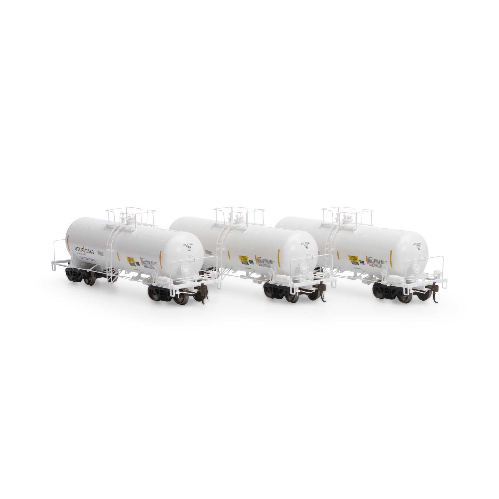 HO 13,600-Gal Acid Tank, UTLX/White/Reflectors (3)